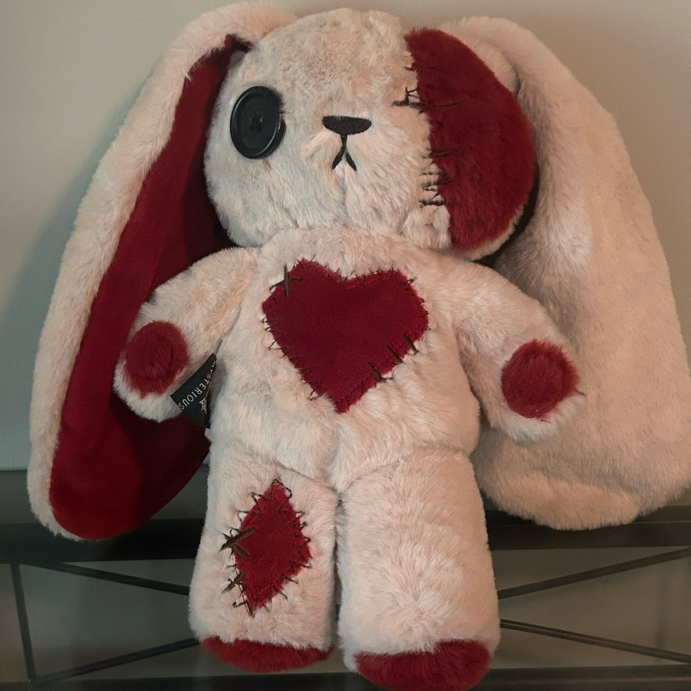 Plushie Dreadfuls - Love Rabbit Plush
